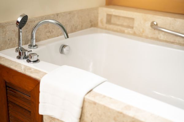 Cost of Tub Faucet Repair in Burlington